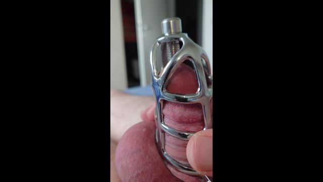 Nylonjunge und seine Harnröhre 2