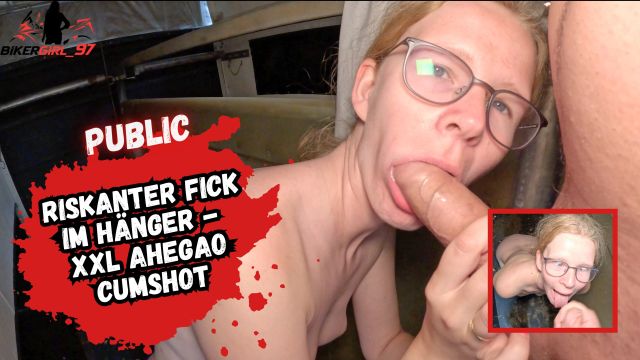 OMG! Reitlehrer fickt junges Teen hart im Pferdehänger und w